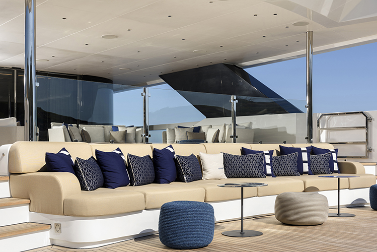 Hello from Pozitif Studio Team. If you need any help with photos, please do not hesitate to contact us.
